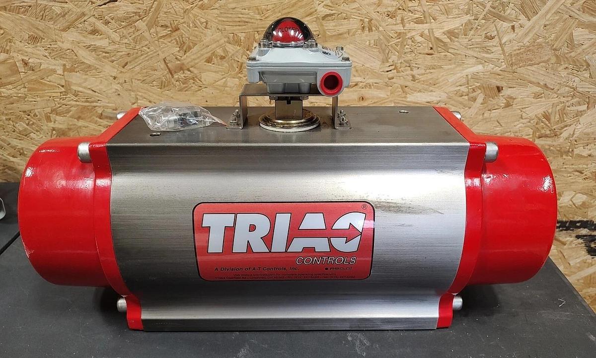 NEW TRIAC 2R1750DA Rack & Pinion Double Acting Actuator w/APL-210N 2SPDT LS's