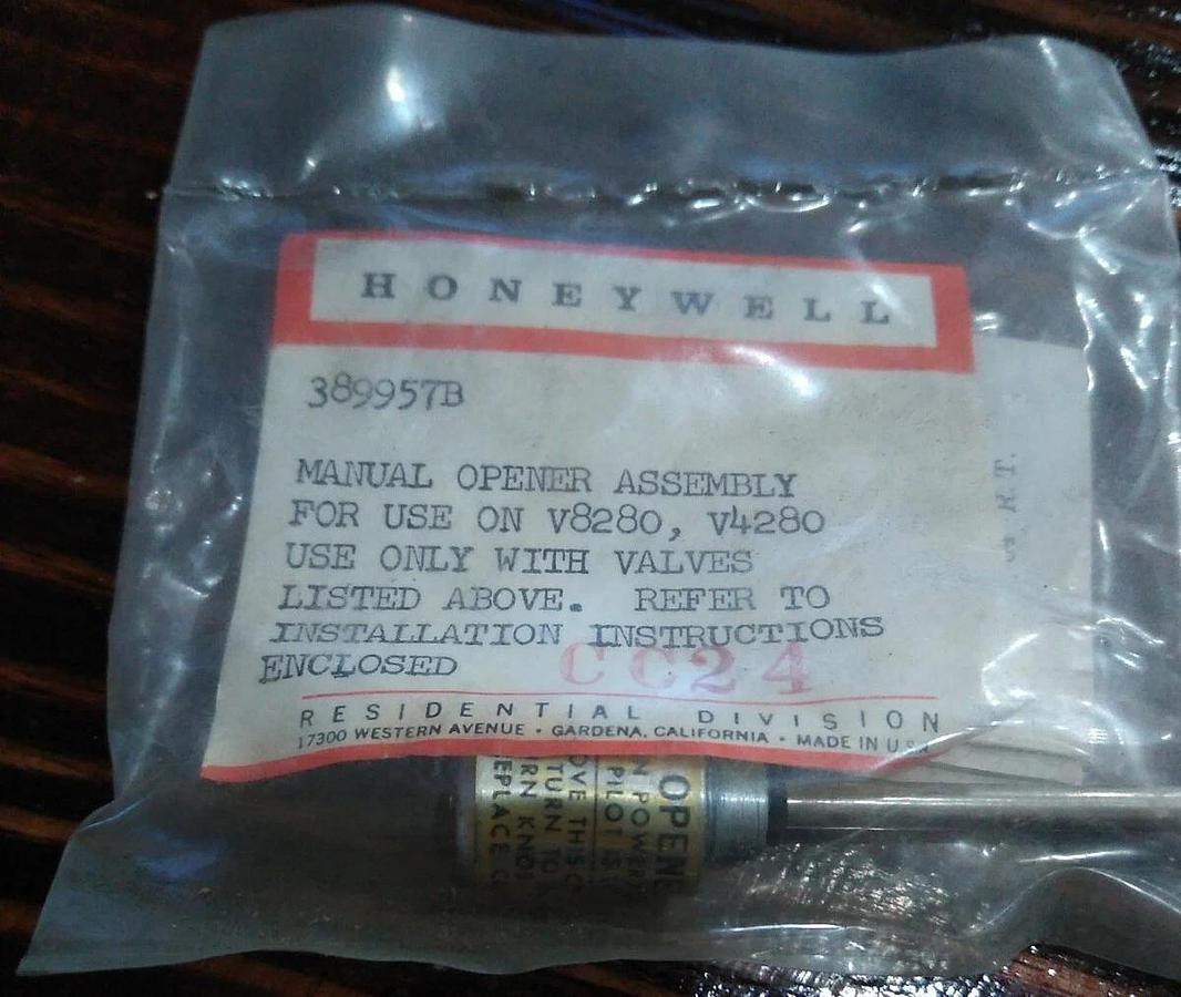 NOS HONEYWELL 389957B MANUAL OPENER ASSEMBLY FOR V8280 V4280 VALVES