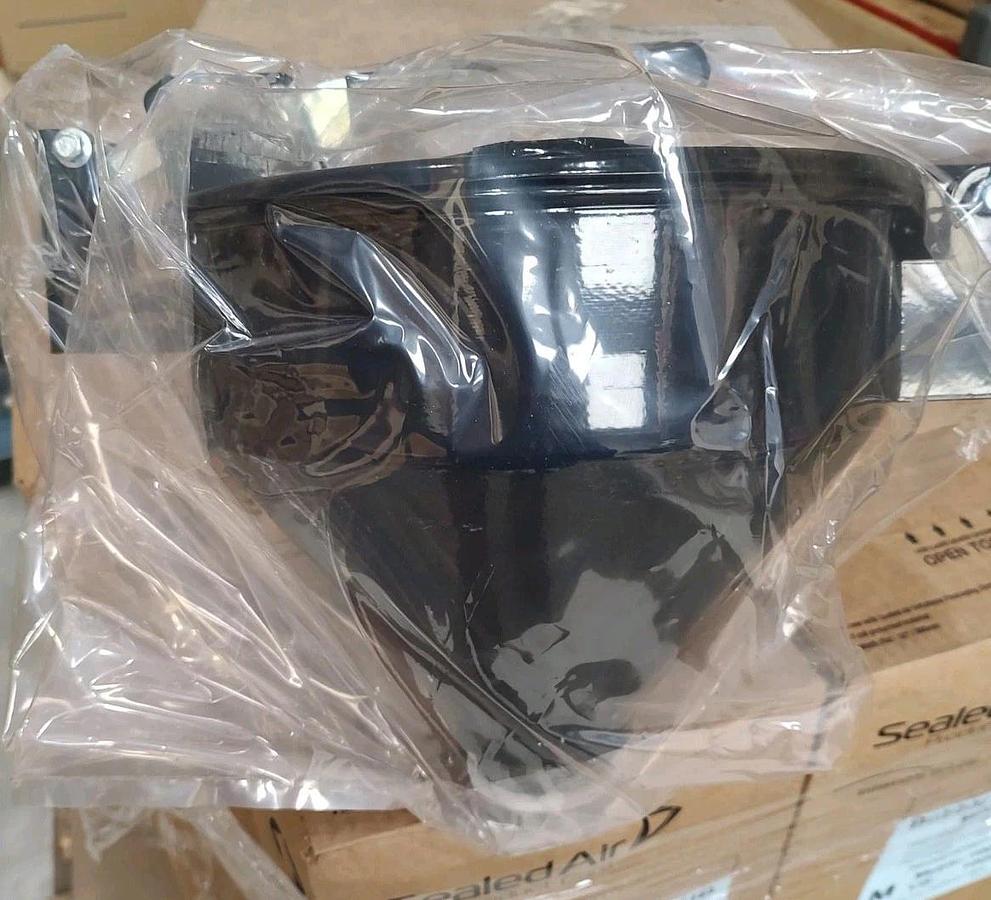 NEW PIG DRM1125-BK-NPT Drum Funnel, Black, Steel, NPT Threads Lockable 452K61
