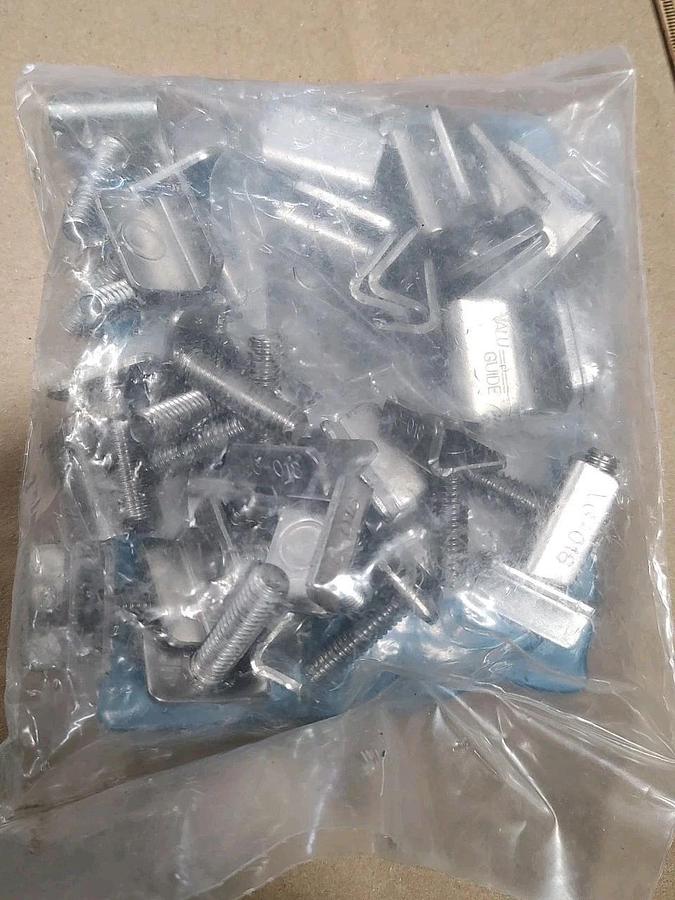 NEW Bag OF 20 SYSTEM PLAST VG-018-03 HEAVY DUTY RAIL CLIPS