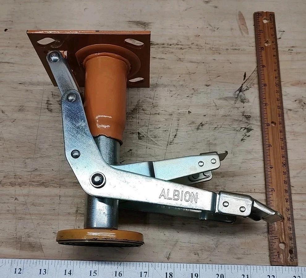 NEW Albion 76781079 7-1/4" ERGOnomic Floor Lock