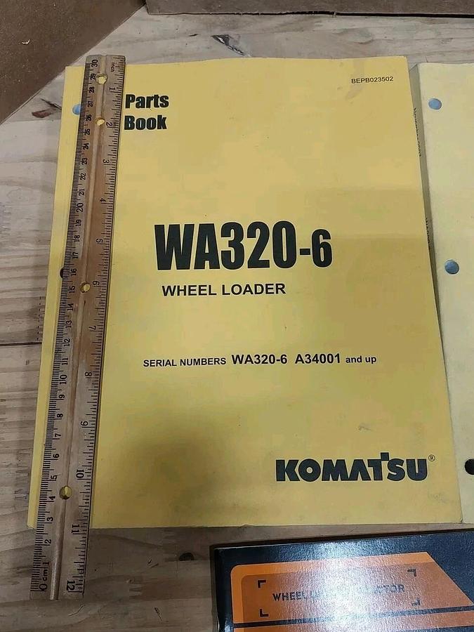 Used KOMATSU WA320-6 WHEEL LOADER PARTS + OPERATION & MAINTENANCE MANUAL S/N A34001