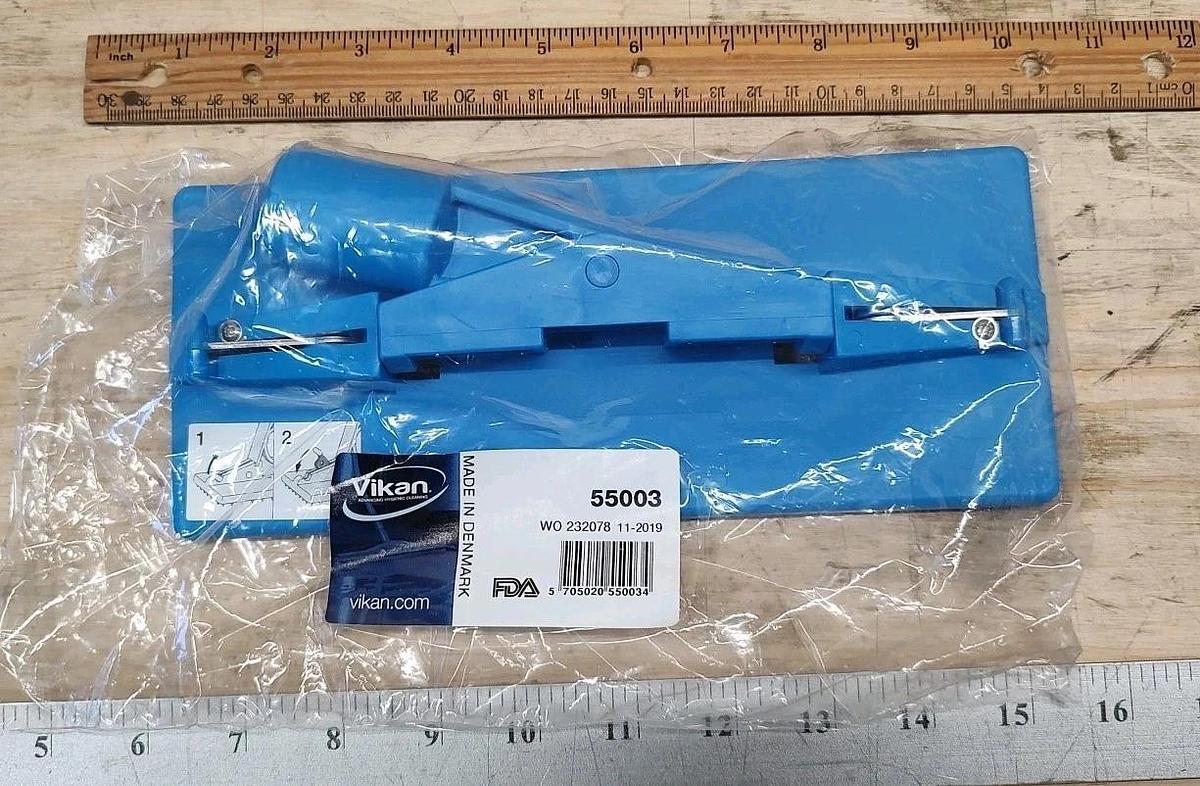 NEW Vikan 55003 Blue Floor / Wall Scrub Pad Holder 235x93mm
