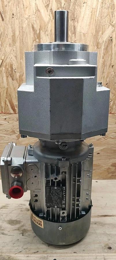 NEW NORD Gearmotor SK572.1Z VL-90SP/4 CUS TW 24.58:1 3ph 1.5 HP 203522329-400