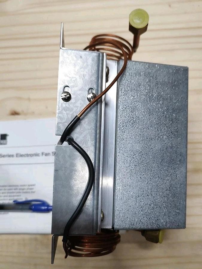 NEW in OPEN Box Johnson Controls P66BAB-1C TDR66A-4000 P66 Electronic Fan Speed