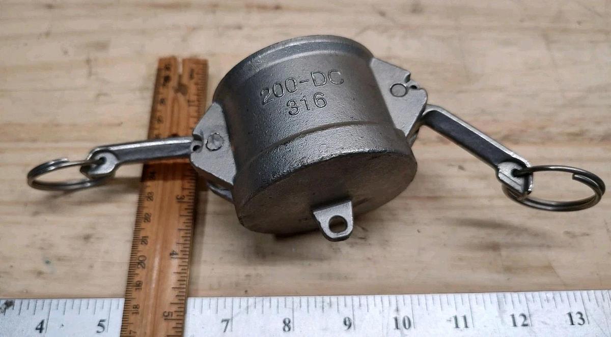 NEW&UNUSED 2" 200-DC 316SS Cam & Groove Type DC Dust Cap with rubber seal
