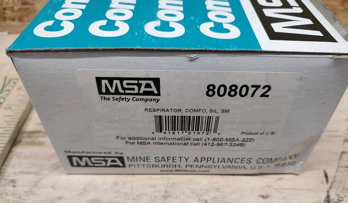 NEW In Box MSA Comfo Classic 808072 SMALL Softfeel Silicone Half Mask Respirator