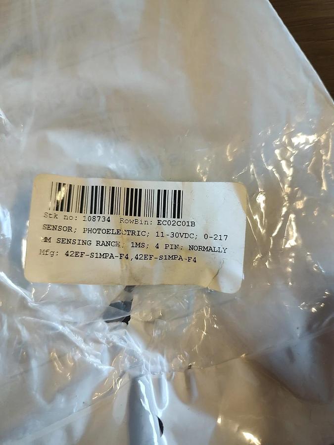 NEW/OPEN Bag ALLEN BRADLEY 42EF-S1MPA-F4 SER. B 11-30VDC PNP LO/DO