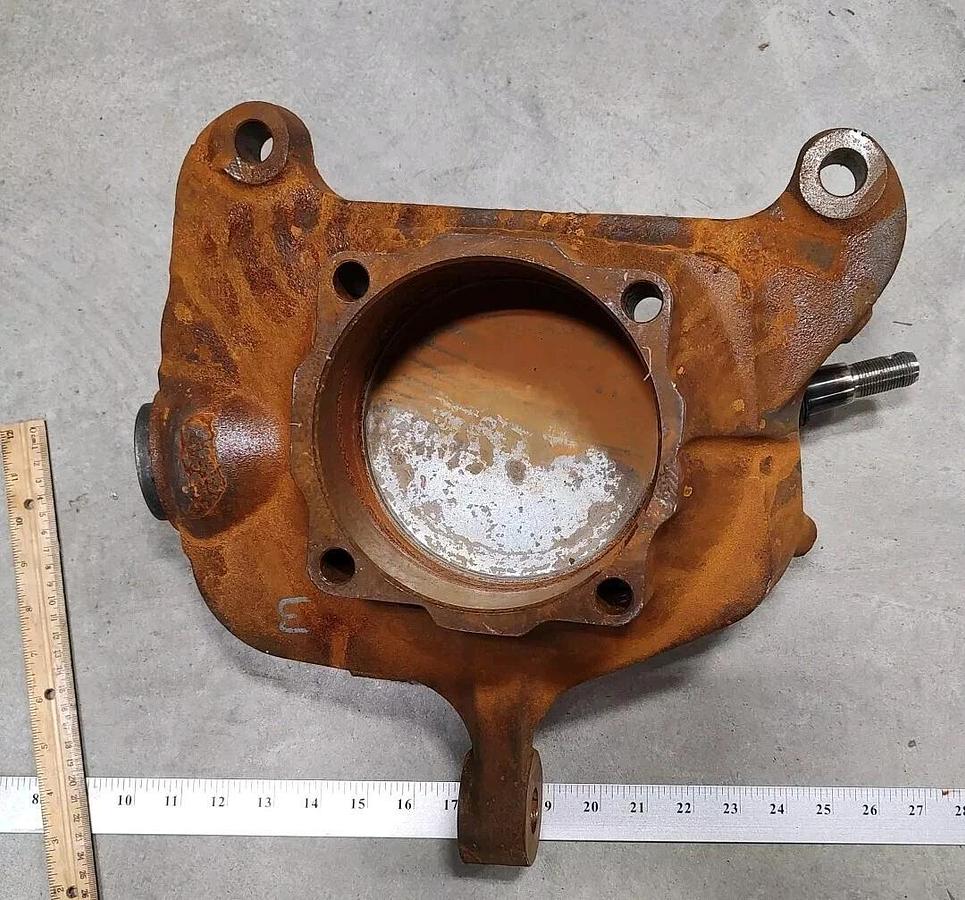 NOS 05-16 FORD 5C3Z3130BB F450 F550 4WD Front Axle Steering Knuckle 7C3Z-3130-A
