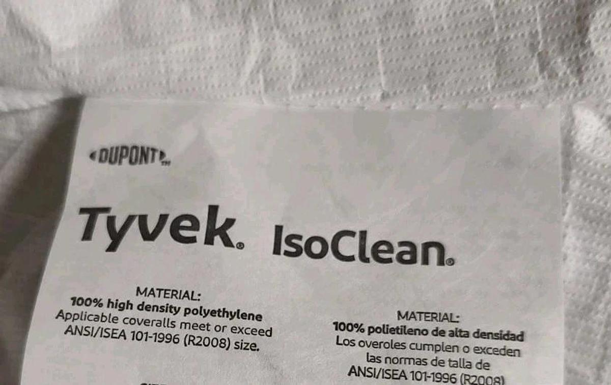 NEW CASE / 25 Dupont Tyvek Suit IsoClean 5X IC181SWH5X002500 Disposable Coverall