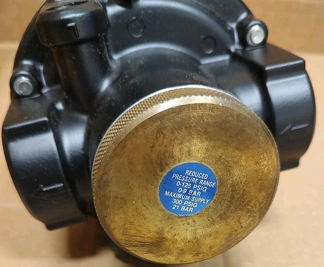 NEW Graco 207755 High Volume Air Regulator, 3/4npt Ports 300psi 380scfm MAX