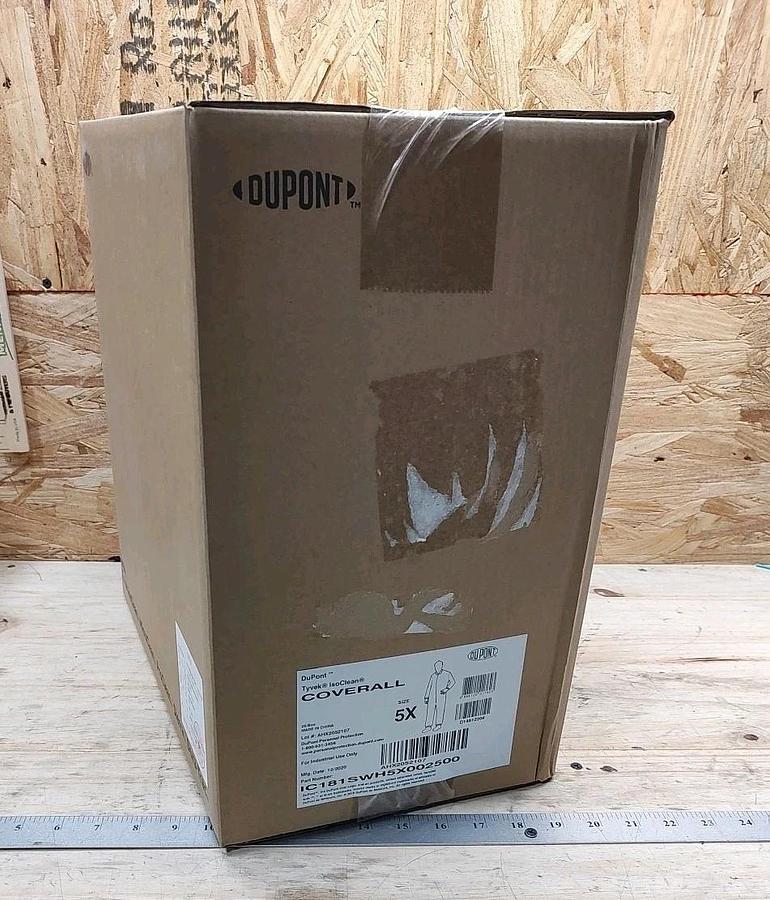 NEW CASE / 25 Dupont Tyvek Suit IsoClean 5X IC181SWH5X002500 Disposable Coverall