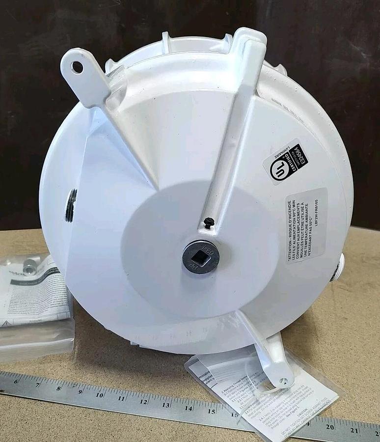 NEW Holophane Petrolux LED PLED2 10000LM WET LOCATION High Bay Fixture - WHITE