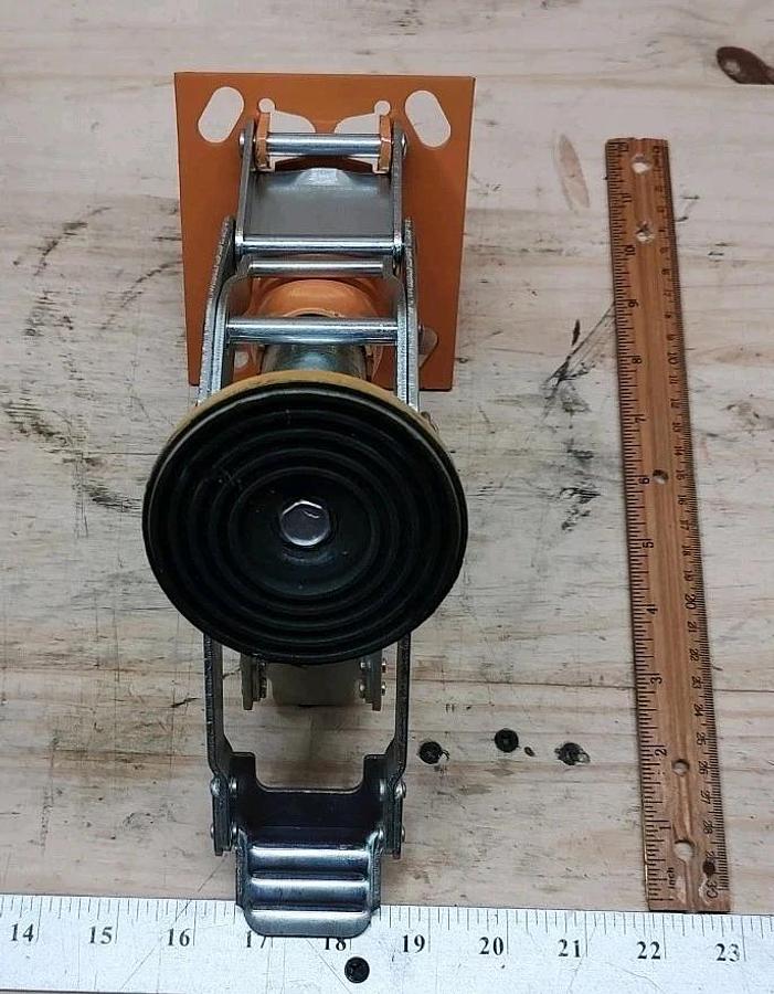 NEW Albion 76781079 7-1/4" ERGOnomic Floor Lock