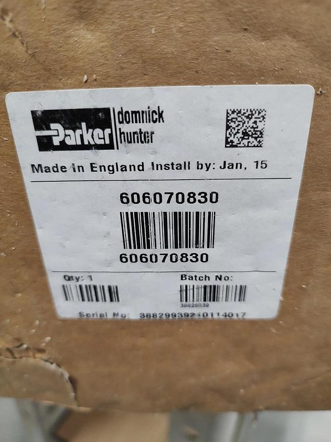 NOS Parker 606070830 PC02 EMplus CO₂ Purification Filter 6" Dia X 44"Long