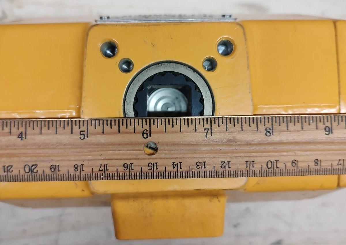 NEW OPEN BOX EL-o-Matic ED0100.U1A00A.19K0 Pneumatic Actuator