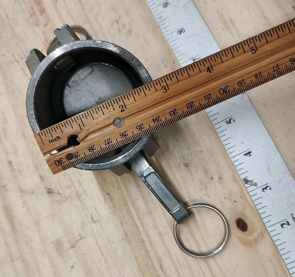 NEW&UNUSED 2" 200-DC 316SS Cam & Groove Type DC Dust Cap with rubber seal