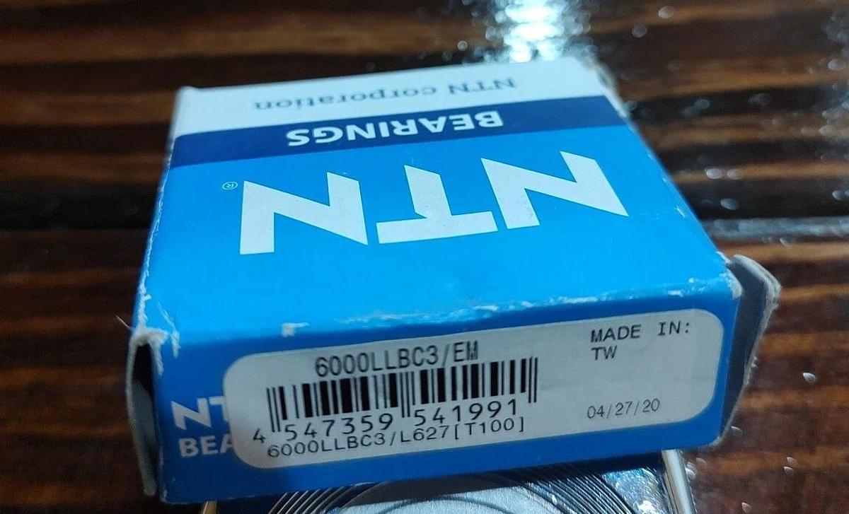 NEW NTN 6000LLBC3/EM Single row radial ball Bearing 10x26x8 mm Non-contact seal