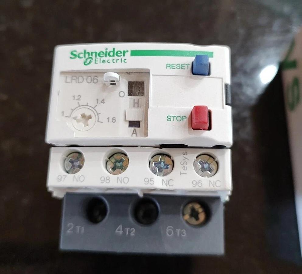 NEW In Box SCHNEIDER LRD06 ELECTRIC RELAY 1-1.6A LRD06