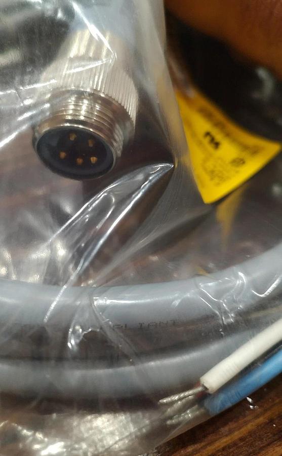 NEW TURCK RSM 579-3M DEVICENET 3M cordset Straight 7/8" minifast male connector