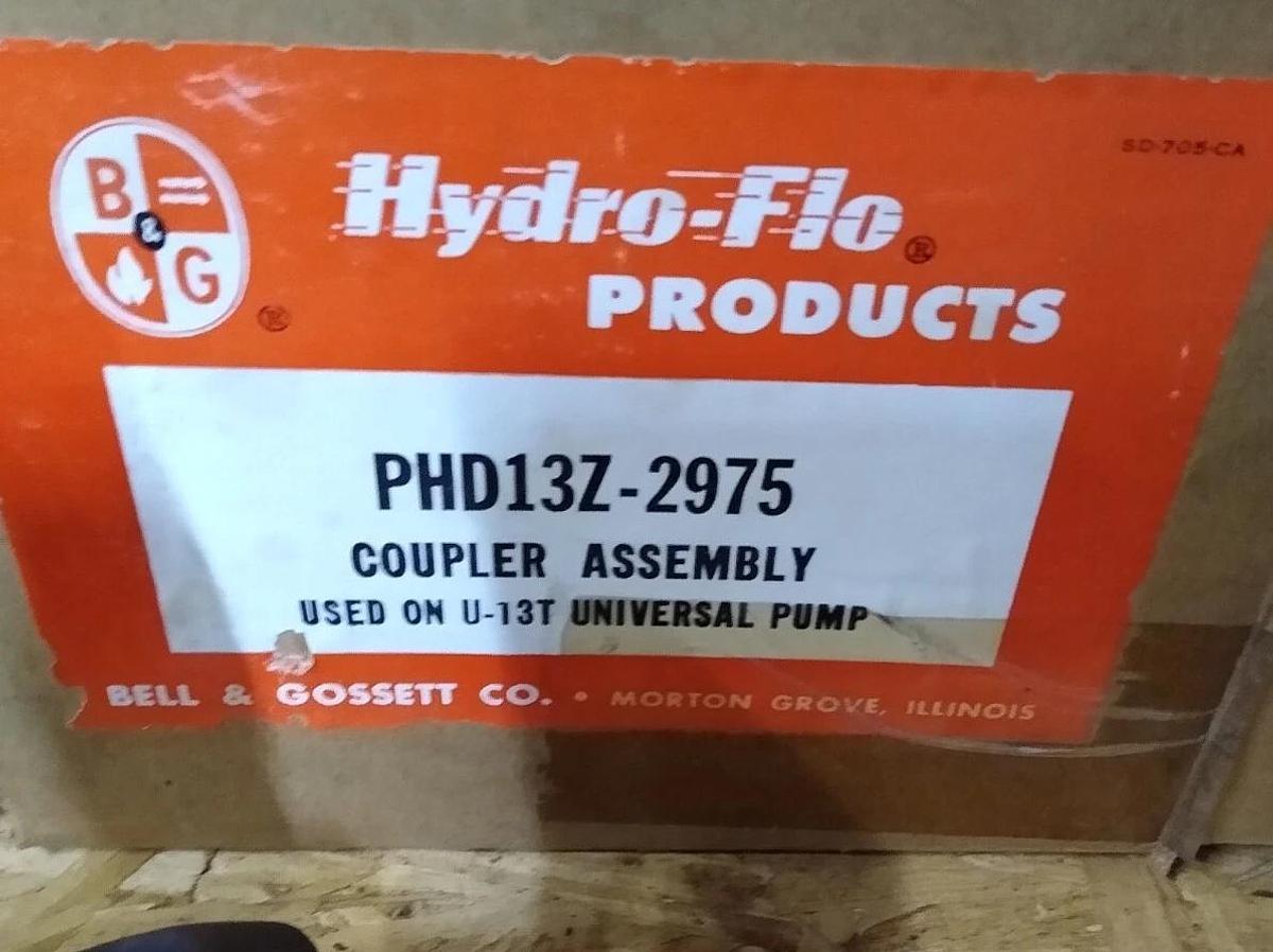 NOS BELL & GOSSETT COUPLING Assembly, PHD13Z-2975 U-13T pump 1-1/2" x 1-1/4"