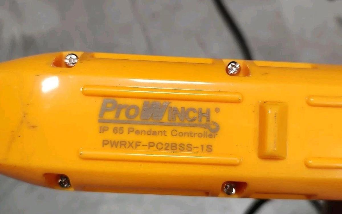 NEW ProWinch PWRXF-PC2B-1S Replacement Pendant Up/Down/E-Stop 10pin Plug
