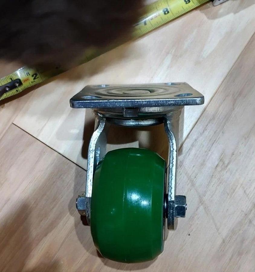 NEW Standard Plate 4" SWIVEL Caster 1000 lb. Green Polyurethane 4"dia x2"w 1NWP4