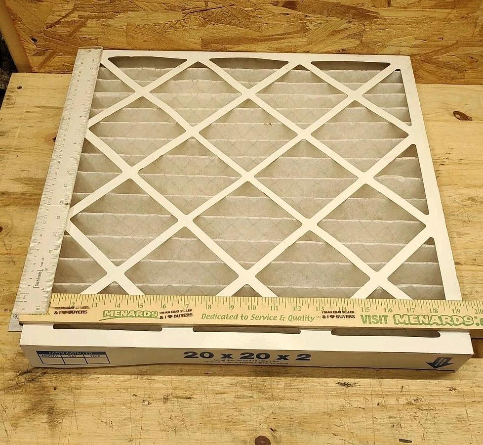 NEW Box Of 12 20"X20"X2" Pro Source 6222236 PLEATED AIR FILTER MERV 8 Wire Back