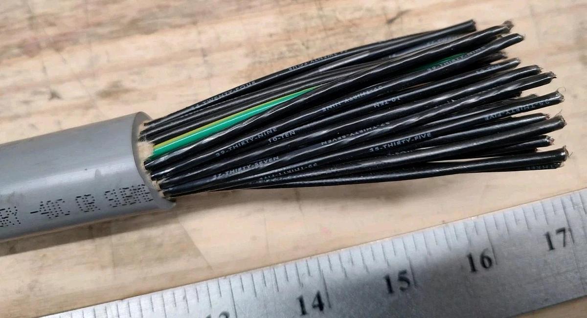 410ft Southwire 581518 Machine Flex 41/C 16AWG Copper THHN w/Gray TPE Jacket