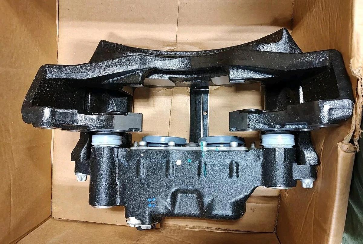 New In Open Box Meritor EX225H301XX000 NABI 6352434 SVC Caliper SHO
