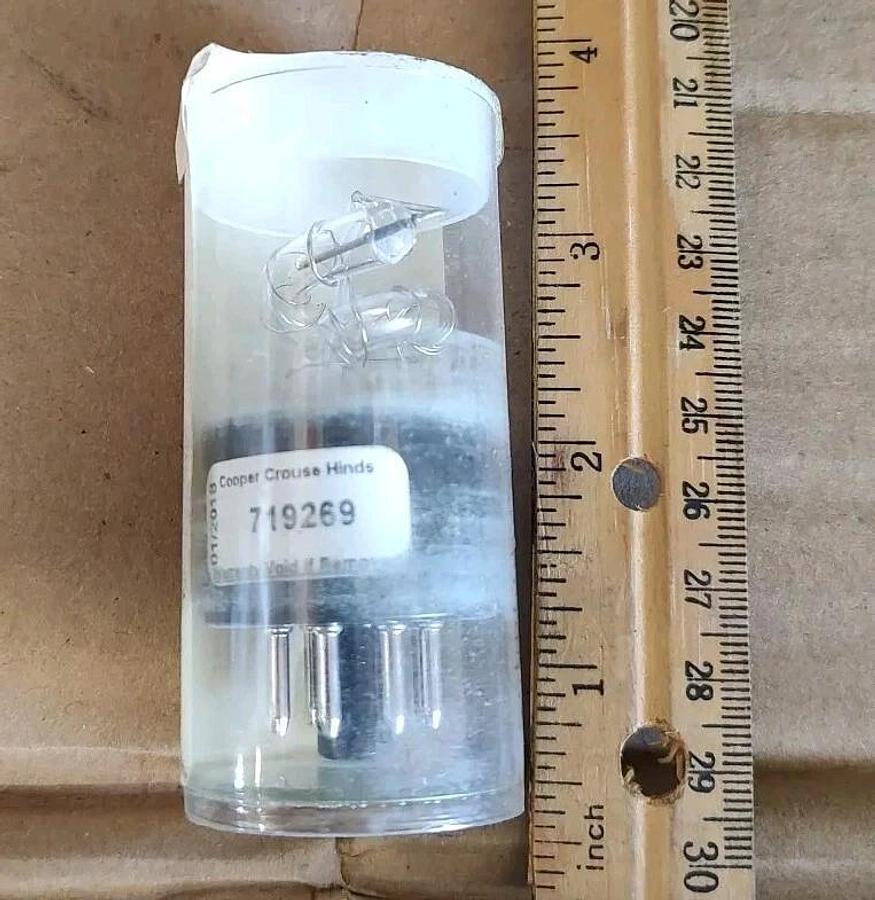 New & Sealed North American Signal - STC-77 STROBE BULB 8-PIN base