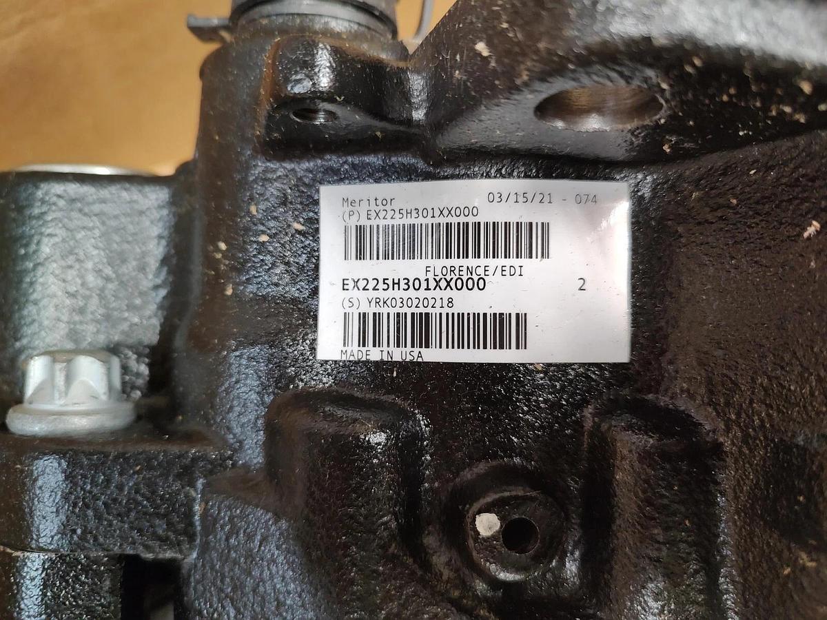 New In Open Box Meritor EX225H301XX000 NABI 6352434 SVC Caliper SHO
