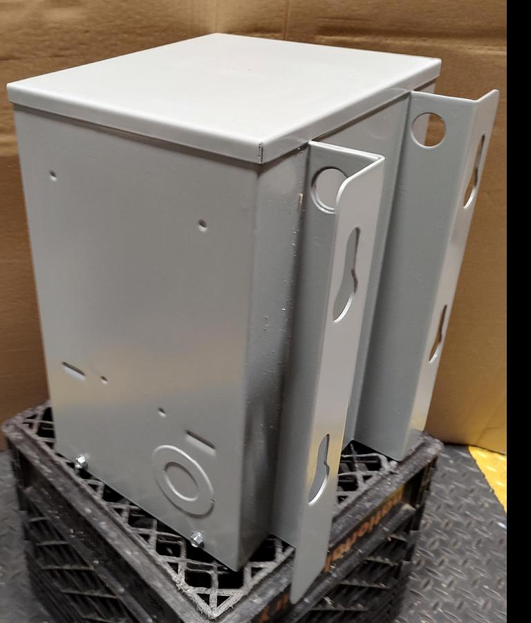  NEW ABB Dry Type Transformer 9T21B1016G02, 5KVA 600VAC Primary, 120/240VAC Secondary 