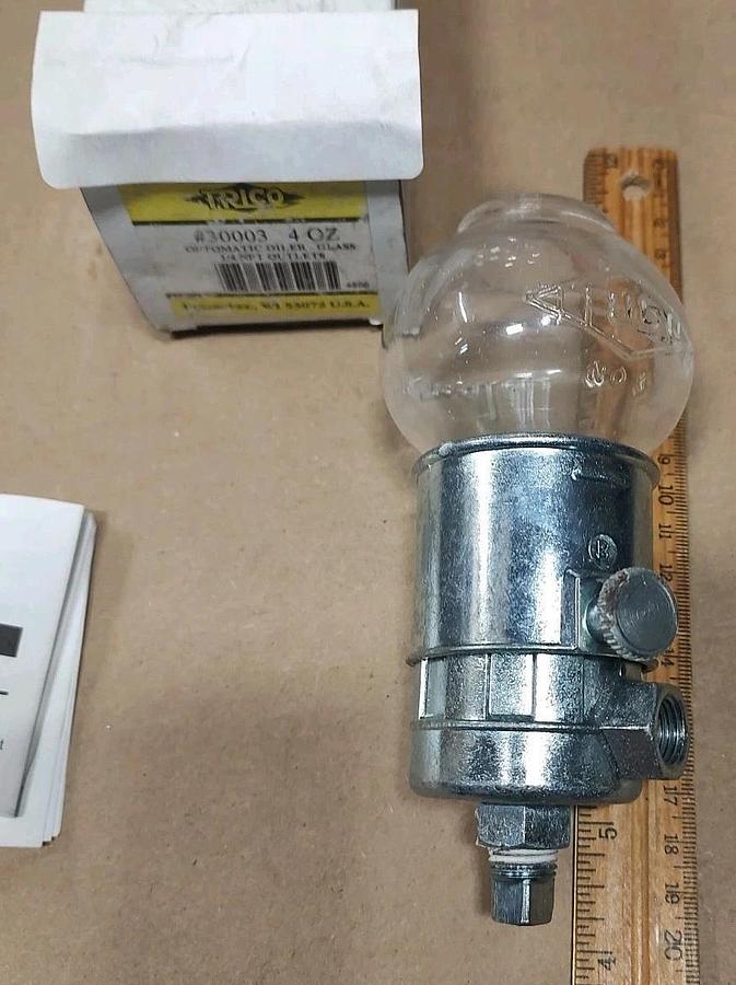 NEW Trico 30003 Optomatic 4oz Oiler, Glass 1/4"npt outlets