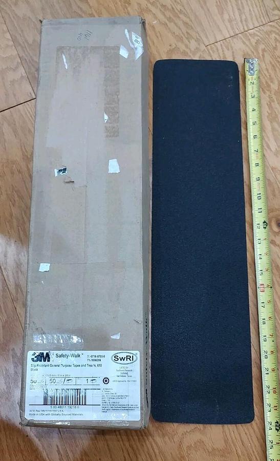 NEW LOT of 5 3M 610 Safety-Walk Slip-Resistant 6" x 24" Black Stair Tread