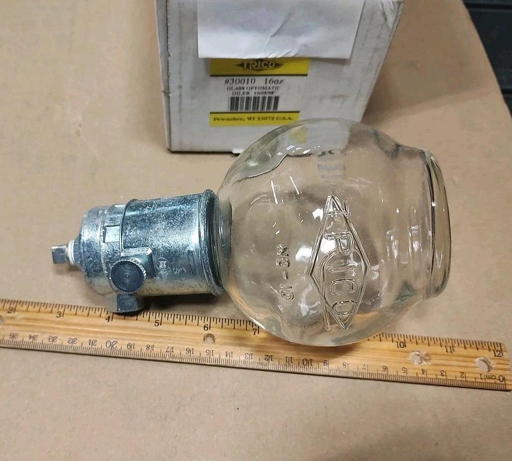 NEW Trico 30010 Optomatic 16oz Oiler, Reservoir 1/4” NPT outlets