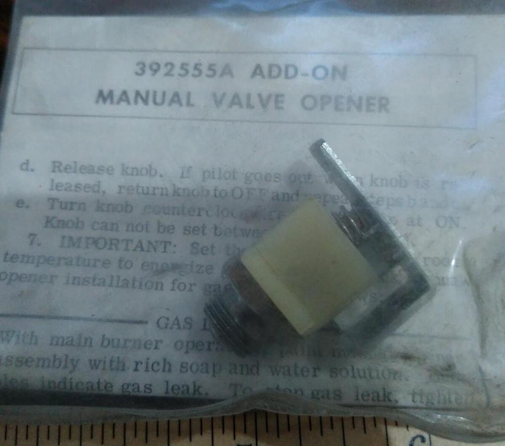 NOS HONEYWELL 392555A MANUAL OPENER ASSEMBLY FOR VALVES listed, see pictures