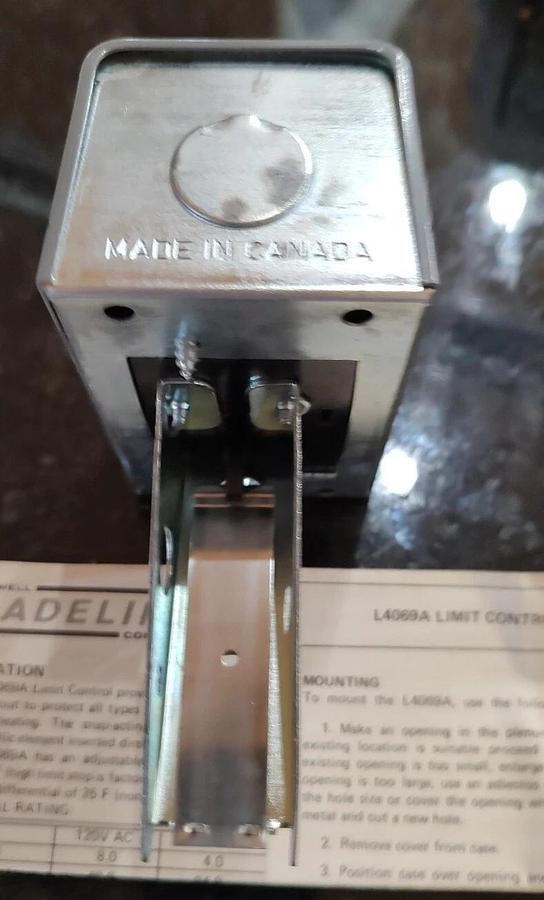 NOS HONEYWELL L4069A1078 LIMIT CONTROL Range-180-250F