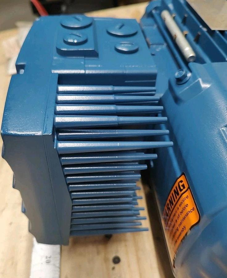 NEW SEW-EURODRIVE DRN80M4/BE1HR/FG/MM07/TH/C/DH Gearmotor - 1hp 280-1700rmp 60Hz