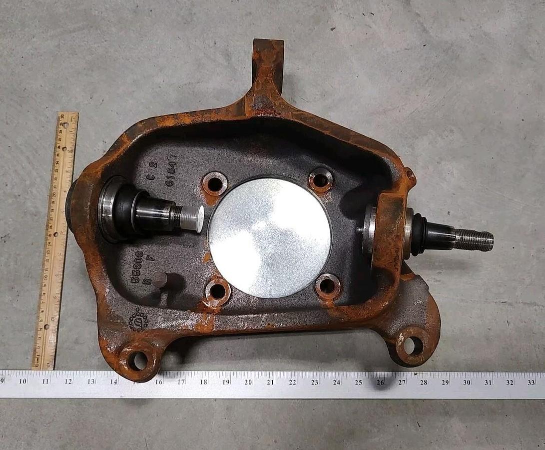 NOS 05-16 FORD 5C3Z3130BB F450 F550 4WD Front Axle Steering Knuckle 7C3Z-3130-A