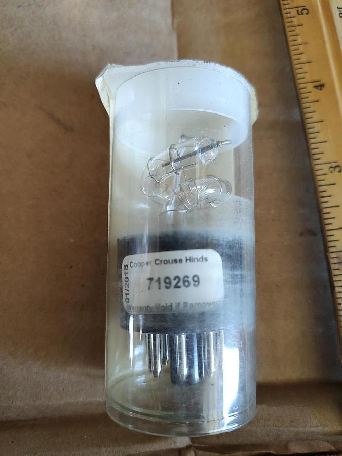 New & Sealed North American Signal - STC-77 STROBE BULB 8-PIN base