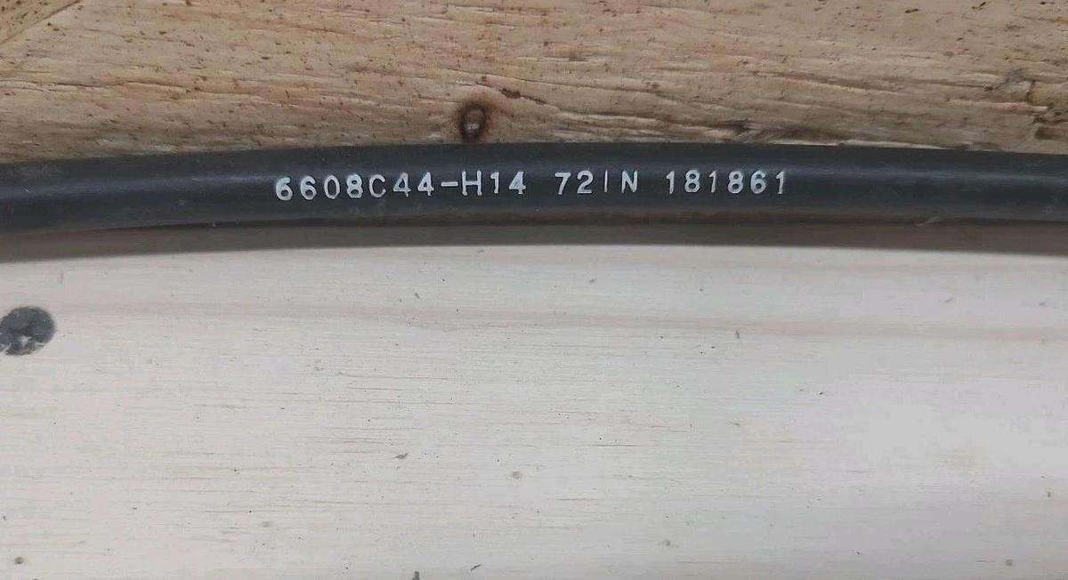 New In Old Box EATON F0S06C G-Flexible Shaft 6ft Long For Type 1/3R/12 Enclosure