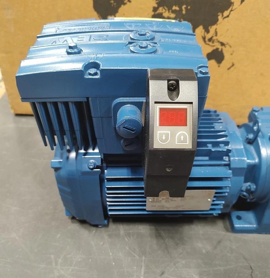 NOS Sew Euro MOVIMOT R27 DRN80M4 MM07 MO Gearmotor 109rpm 3ph 1hp 330/500VAC