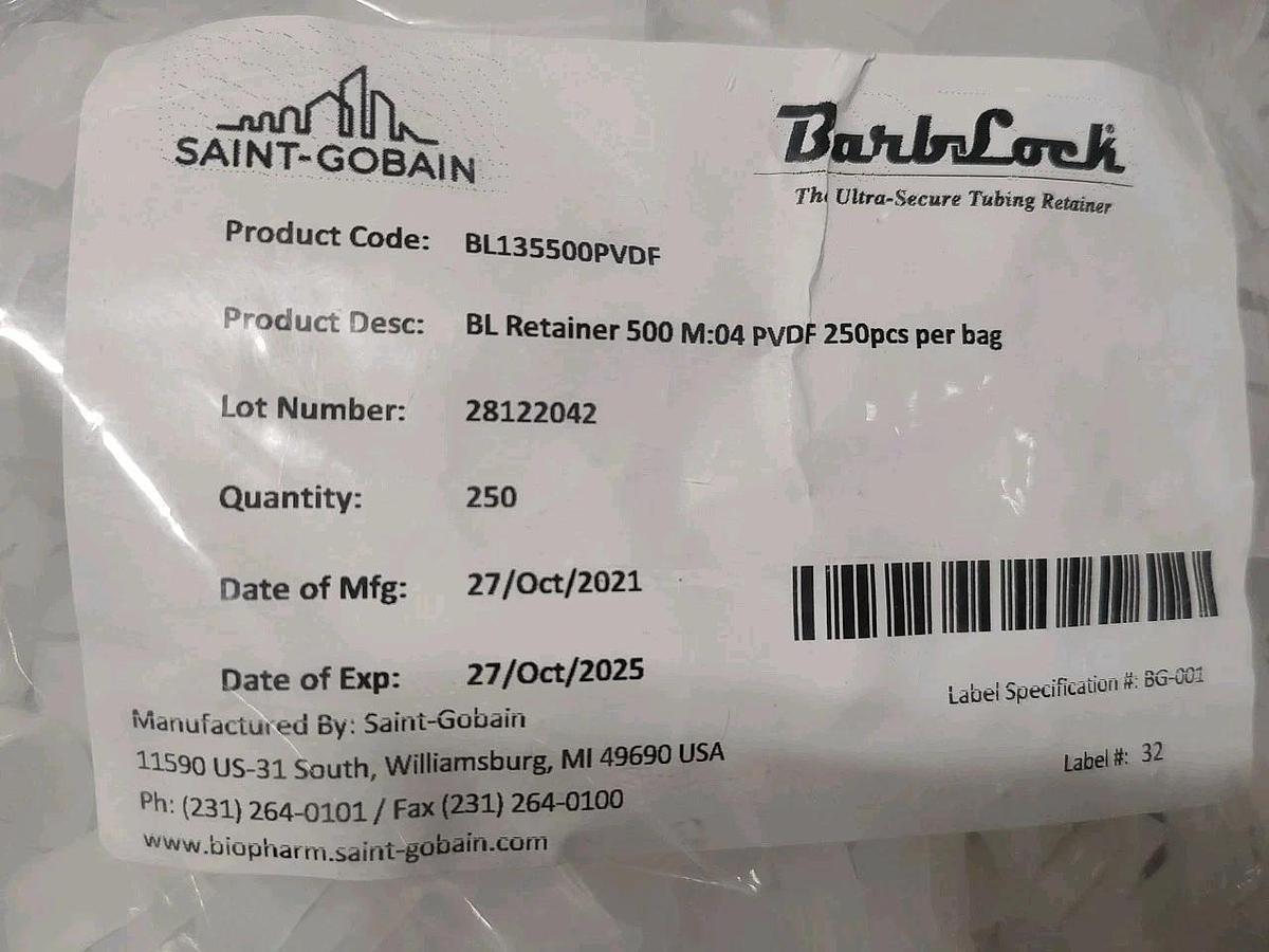 NEW Lot Of 500 SAINT-GOBAIN BarbLock BL135500PVDF Collets & Sleeves Tube Retainr
