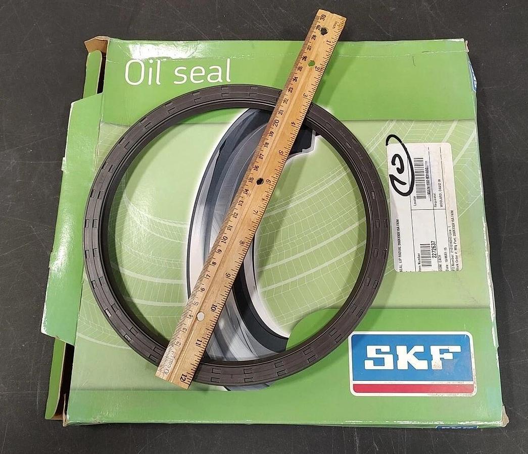 Lot of 1 NEW SKF 562904 Oil Seal CR 200 x 230 x 15 HMS5 RG. A1
