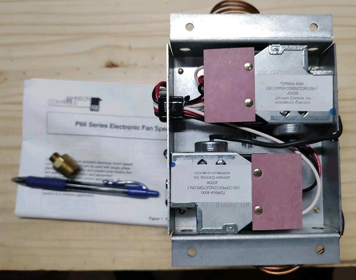 NEW in OPEN Box Johnson Controls P66BAB-1C TDR66A-4000 P66 Electronic Fan Speed