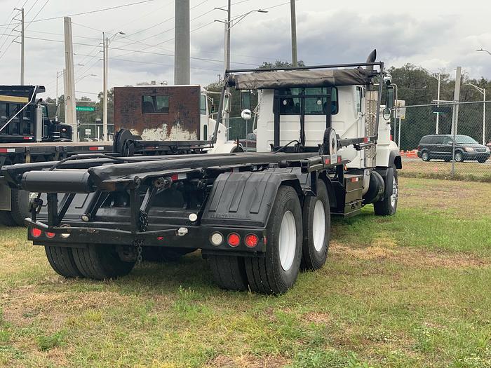 Used 2001 MACK RD 