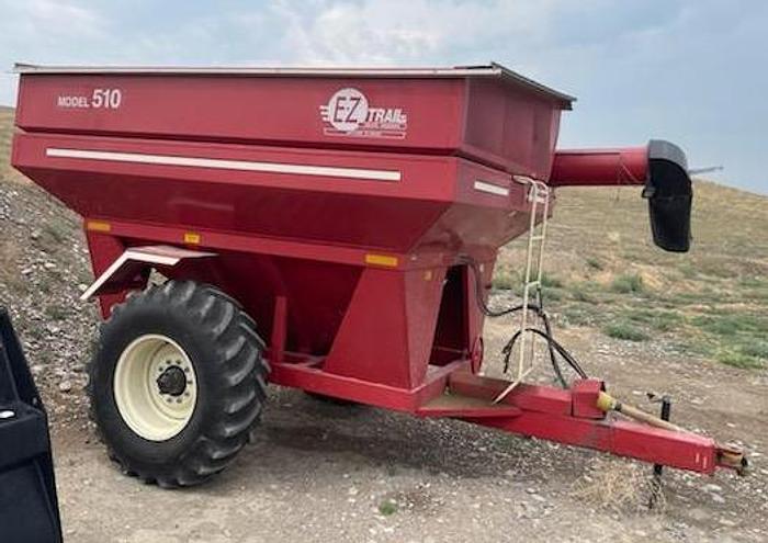 Used EZ Trail 500 Grain Cart
