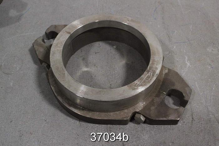 Unused Warren 30DLB31 Pump Packing Gland, 65500206 #37034