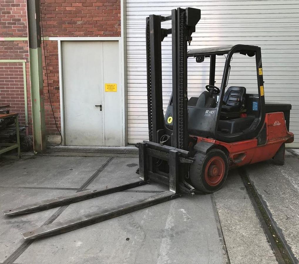 Gebraucht Elektro-Gabelstapler LINDE